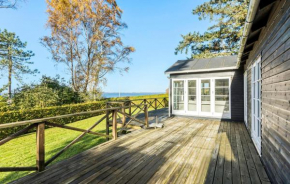 2 Bedroom Stunning Home In Ølsted in Ølsted
